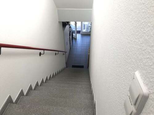 Treppenhaus - Etagenwohnung mit 30,00 m² in Glauchau zur Miete