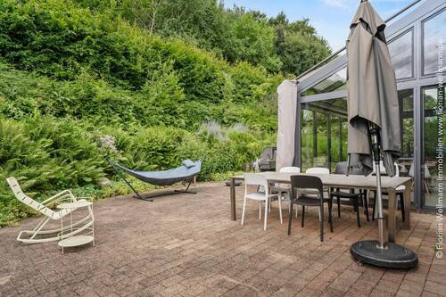 Weitere Terrassenansicht – facettenreich im Wandel der Jahreszeiten - 
