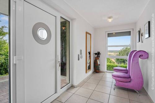 Windfang (12,06 m²) mit Weitblick in die Ferne - Einfamilienhaus mit 313,30 m² in Lübbecke zum Kaufen