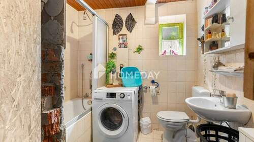 1. OG Badezimmer 1 - 