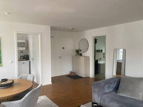 Wohnzimmer - 2 Zimmer Etagenwohnung in Fürth