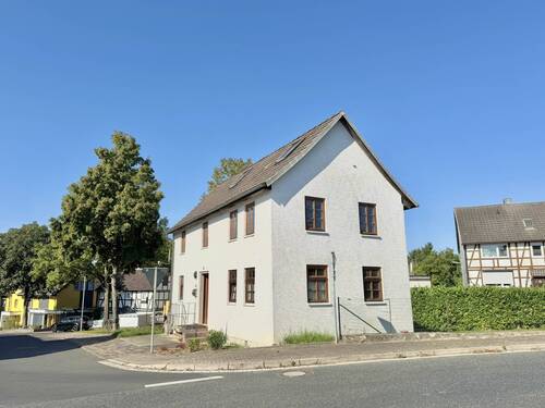Vorder- und Seitenansicht - 4 Zimmer Einfamilienhaus in Borken