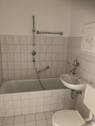 Badezimmer (Muster) - Etagenwohnung mit 57,60 m&sup2; in Gera zur Miete