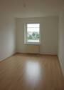 Zimmer 1 von Diele aus begehbar - Etagenwohnung mit 79,90 m² in Frankfurt (Oder) zur Miete