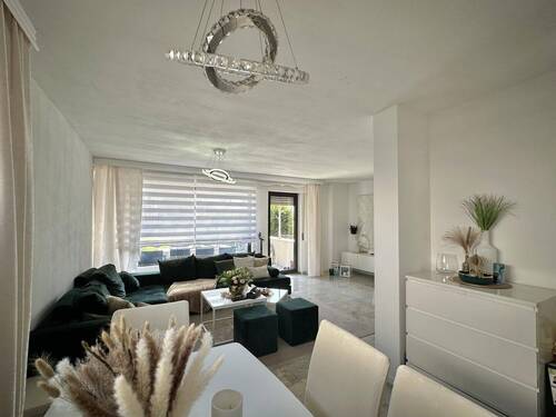 Wohn-/ Esszimmer - EG - 