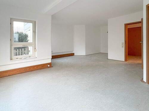 Wohnbereich - 1 Zimmer Etagenwohnung zum Kaufen in Stuttgart