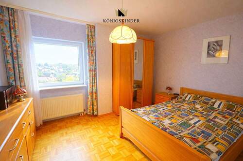 ...mit dem lauschigen Schlafzimmer... - 