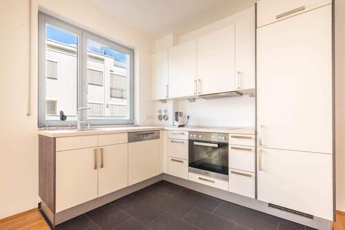 Einbauküche - 2 Zimmer Etagenwohnung in Berlin