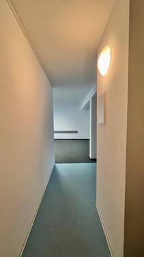 Flur-/ Eingangsbereich - 2 Zimmer Büro zur Miete in Stralsund