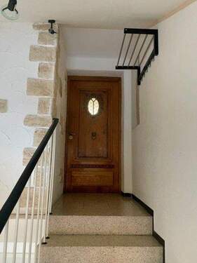 Wohnungseingang - FÜR LIEBHABER! INDIVIDUELLE - LICHTDURCHFLUTETE DACHGESCHOSS-ETW! KAUFERING