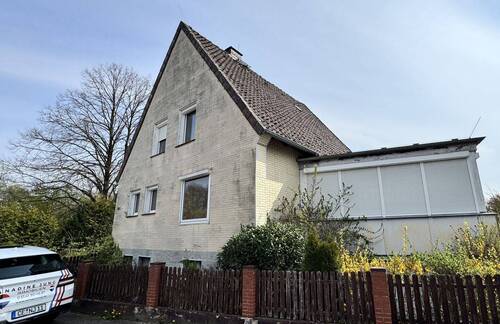  Titelbild - Ihr neues Familienglück: Charmantes Haus mit großem Garten und viel Raum! (NJ-1020-223)