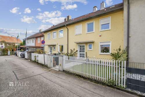 Außenansicht - 4 Zimmer Reihenmittelhaus in Fürstenfeldbruck