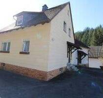 Geräumiges 1-Familien-Wohnhaus mit zusätzlichem Wirtsgebäude - Wilhelmsthal Grümpel