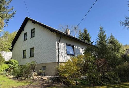 Haus 1 - Gelegenheit! Wohnhaus, Scheune, Nebengebäude, Platz für Kleintiere