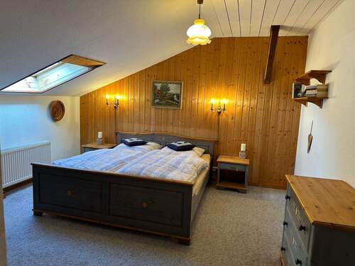 Zimmer III OG - 
