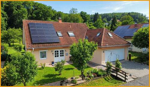 Vorderansicht - HIER BLEIBEN KEINE WÜNSCHE OFFEN! KEINE KÄUFERPROVISION!