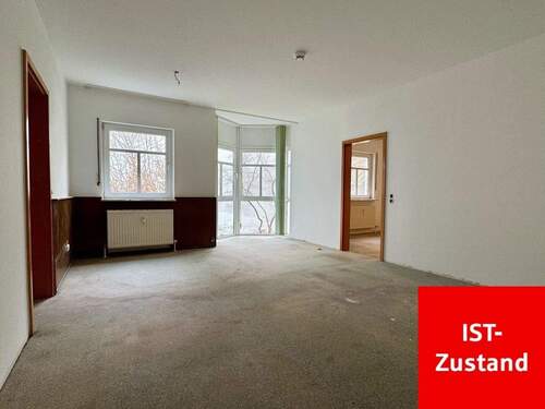 Wohnzimmer - 2 Zimmer Etagenwohnung zum Kaufen in Fürth