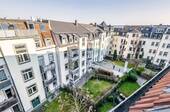 Herrliche Aussicht Innenbereich - 2 Zimmer Etagenwohnung zum Kaufen in Dresden