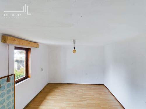 CAM03352G0-PR0039-STILL022 - 