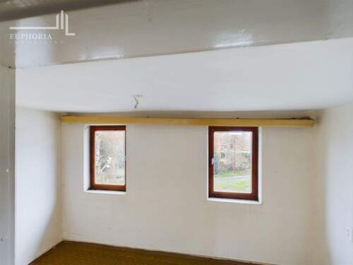 CAM03352G0-PR0039-STILL026 - 