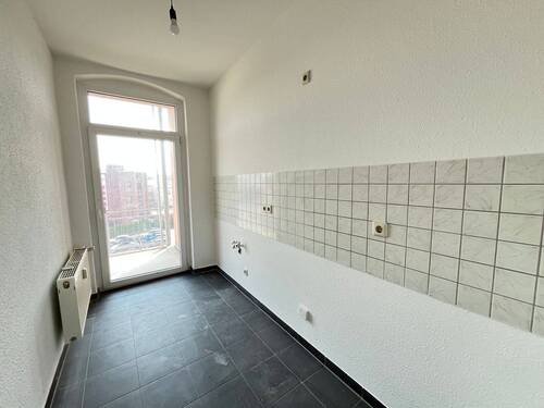 Küche.jpg - 3 Zimmer Etagenwohnung in Chemnitz