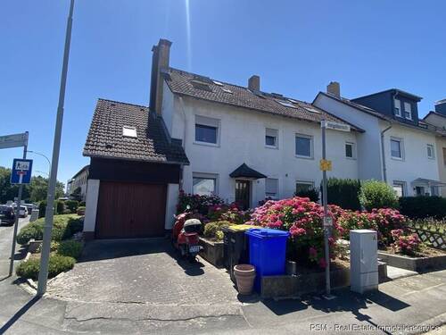 Ansicht - 5 Zimmer Reihenendhaus zum Kaufen in Rodheim vor der Höhe