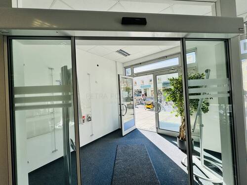 Eingangsbereich - 3 Zimmer Gewerbeobjekt (Büro, Produktion, Verkauf) zur Miete in Ingolstadt