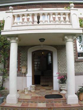 Eingangsbereich - 5 Zimmer Mehrfamilienhaus, Wohnhaus zum Kaufen in Wiesbaden