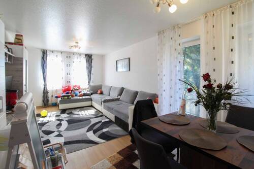 Wohnzimmer(1) - 3 Zimmer Etagenwohnung zum Kaufen in Worms