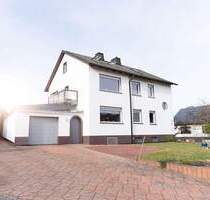 Flexibles Wohnhaus mit großem Grundstück in attraktiver Lage - Lohfelden / Vollmarshausen