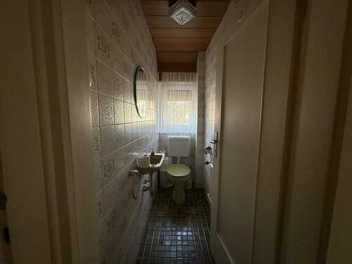 Toilette 1. OG - 