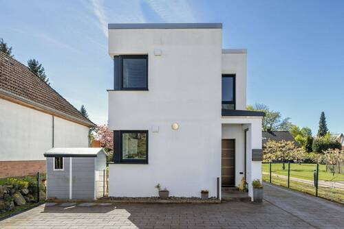 Ansicht - 3 Zimmer Einfamilienhaus zum Kaufen in Hamburg / Sasel
