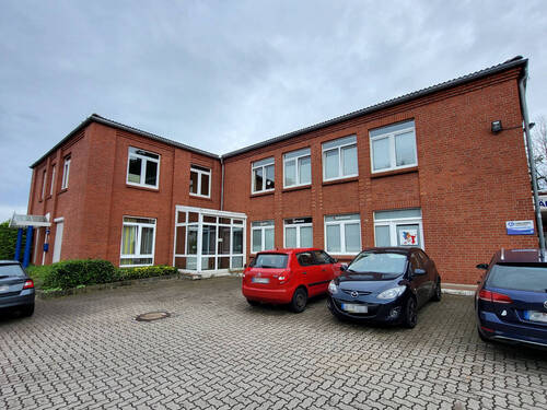 Objektansicht - Nähe A1: Zentrale Büro-Praxisräume mit guter Verkehrsanbindung und Stellplätzen - Bad Schwartau