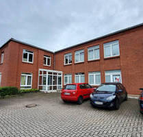 Nähe A1: Zentrale Büro-Praxisräume mit guter Verkehrsanbindung und Stellplätzen - Bad Schwartau