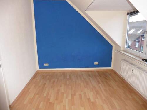 Schlafzimmer (1).JPG - 