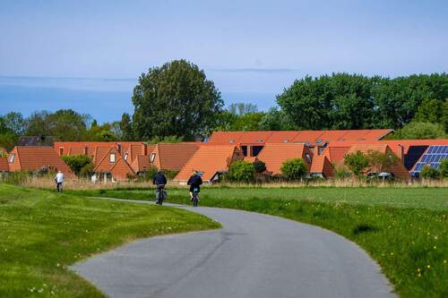 Weg vom Deich zum Ferienpark - 