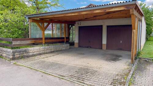 Garagen und Carport - 6 Zimmer Einfamilienhaus zum Kaufen in Gschwend