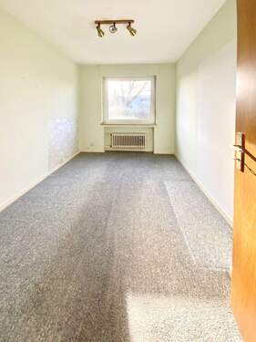 Kinderzimmer zur Gartenseite - 