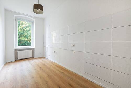 Großes Küchenzimmer zum Innenhof - 