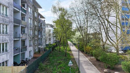 Direkt gelegen an einem Spazierweg im Grünen - 