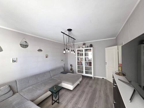 Wohnzimmer - 3 Zimmer Etagenwohnung zum Kaufen in Paderborn
