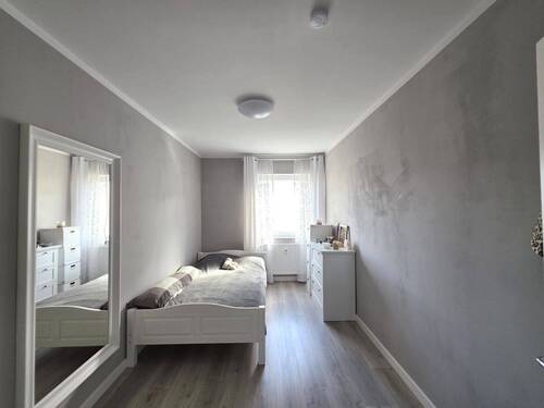 Gäste-/ Arbeitszimmer - 