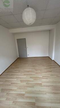 Schlafzimmer 1 - 5 Zimmer Etagenwohnung in Ilmenau
