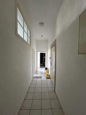 Flur - 2 Zimmer Etagenwohnung in Hanau