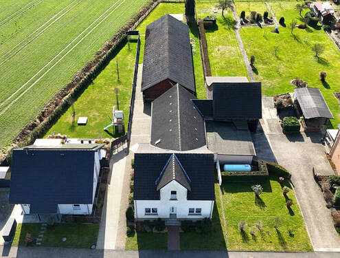 Luftaufnahme - 8 Zimmer Einfamilienhaus zum Kaufen in Herten