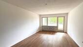 Wohnzimmer - 2 Zimmer Etagenwohnung zur Miete in Kassel