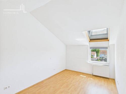 Zimmer 2 - 