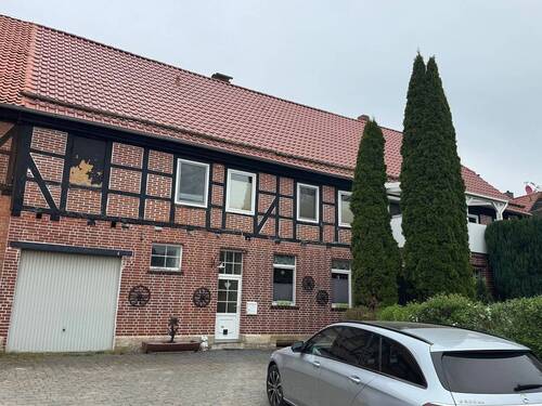 Aussenansicht - Erdgeschosswohnung in Altgandersheim zu verkaufen.