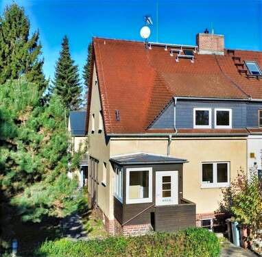 Außenansicht - Ruhe mit Weitsicht - 116.500,00&nbsp;EUR Kaufpreis, ca.&nbsp; 106,40&nbsp;m&sup2;&nbsp;Wohnfl&auml;che