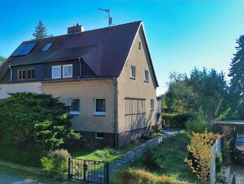 Außenansicht - 4 Zimmer Doppelhaushälfte zum Kaufen in Eckartsberg